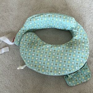 My Brest Friend Deluxe Nursing Pillow Green